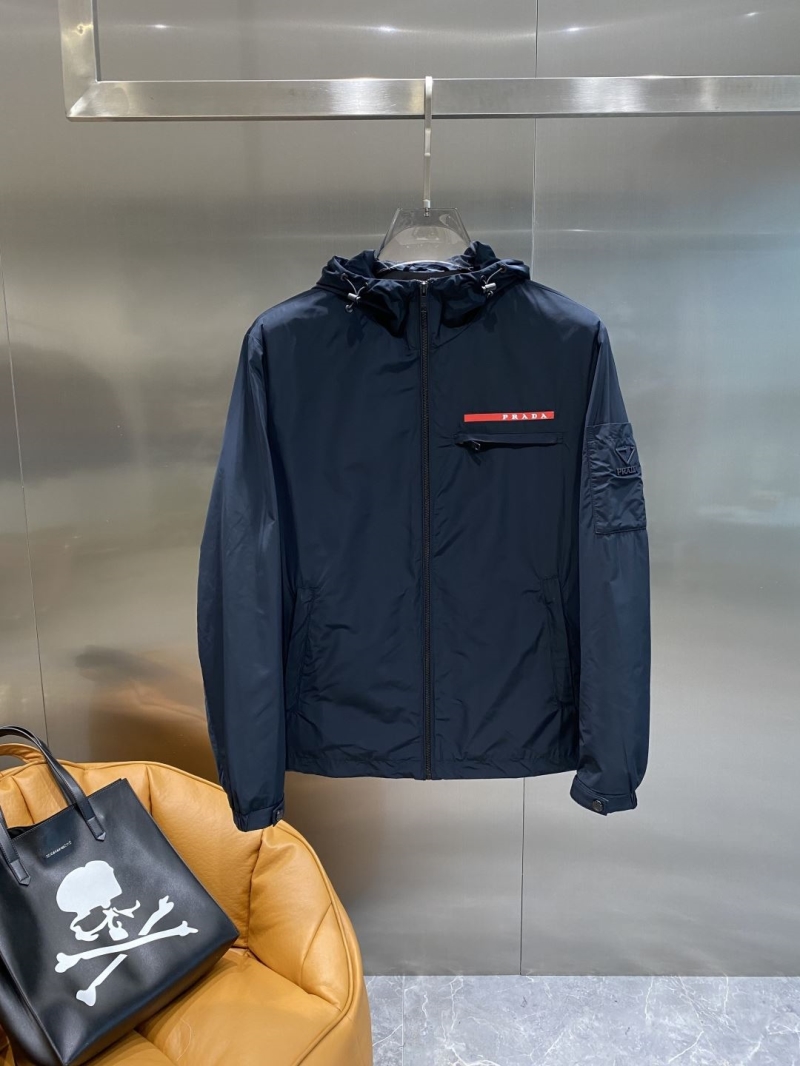 Pra*a outwear